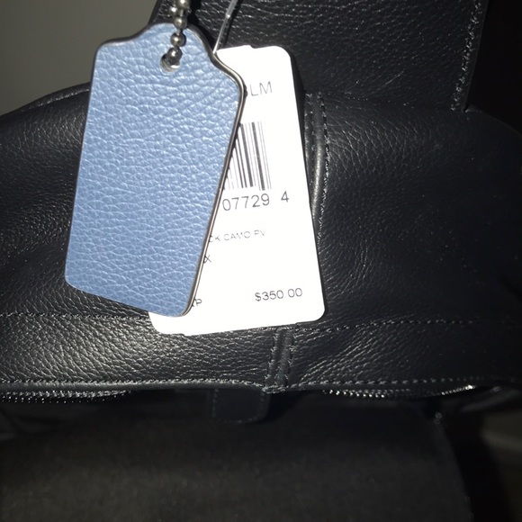 CHARLES PACK CAMO PV SHOULDER BAG - Picture 3 of 3